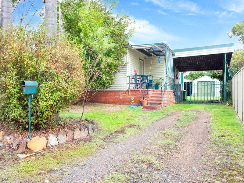 2 Ulooloo Road, Gwandalan NSW 2259