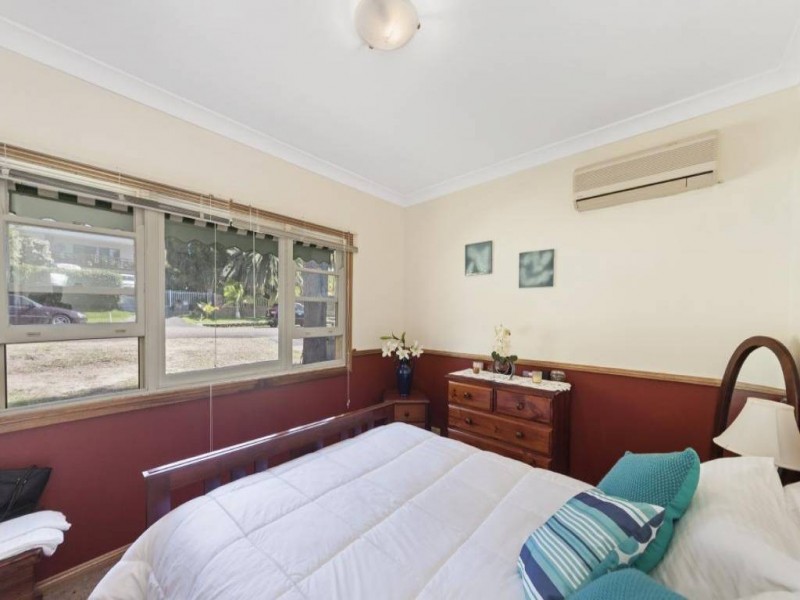 No 56 Winbin Crescent, Gwandalan NSW 2259