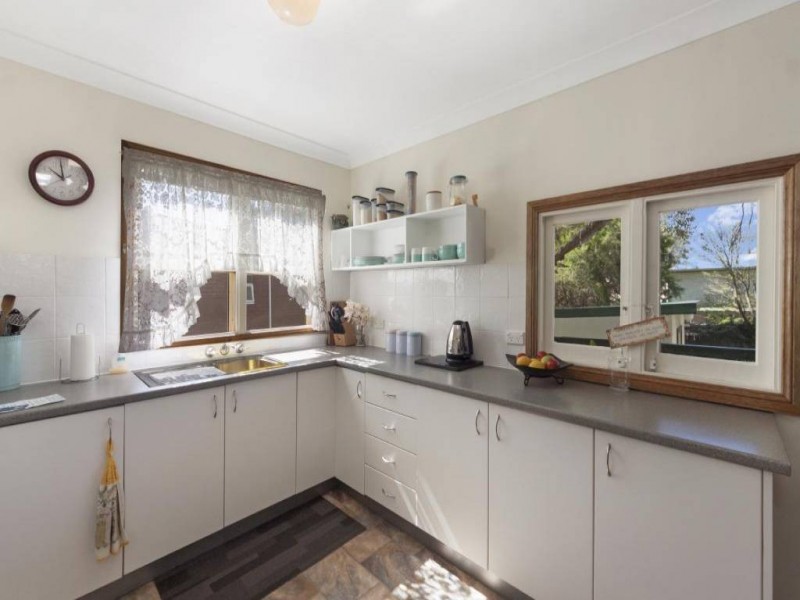 No 56 Winbin Crescent, Gwandalan NSW 2259