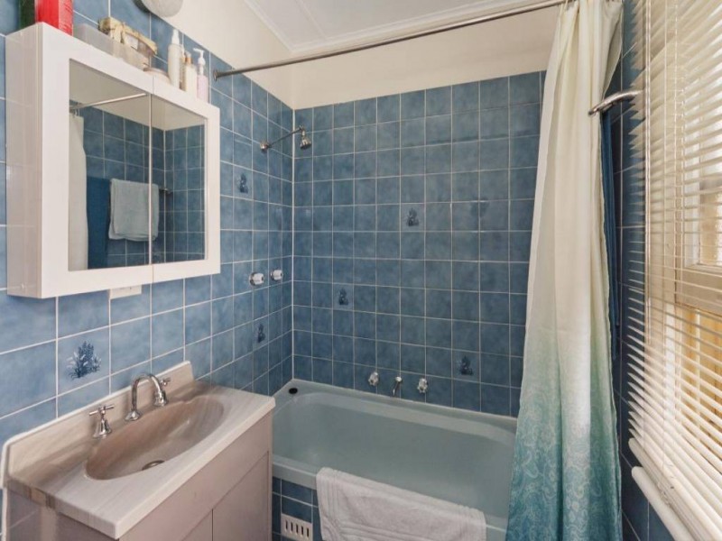 No 56 Winbin Crescent, Gwandalan NSW 2259