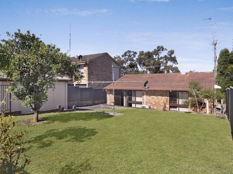 51 Imga St, Gwandalan NSW 2259