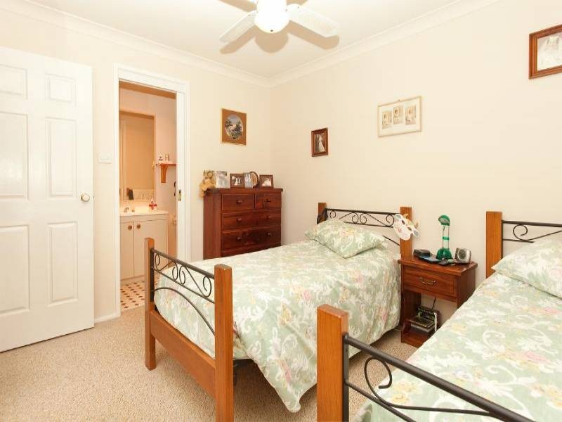36 Anchorage Circle, Summerland Point NSW 2259