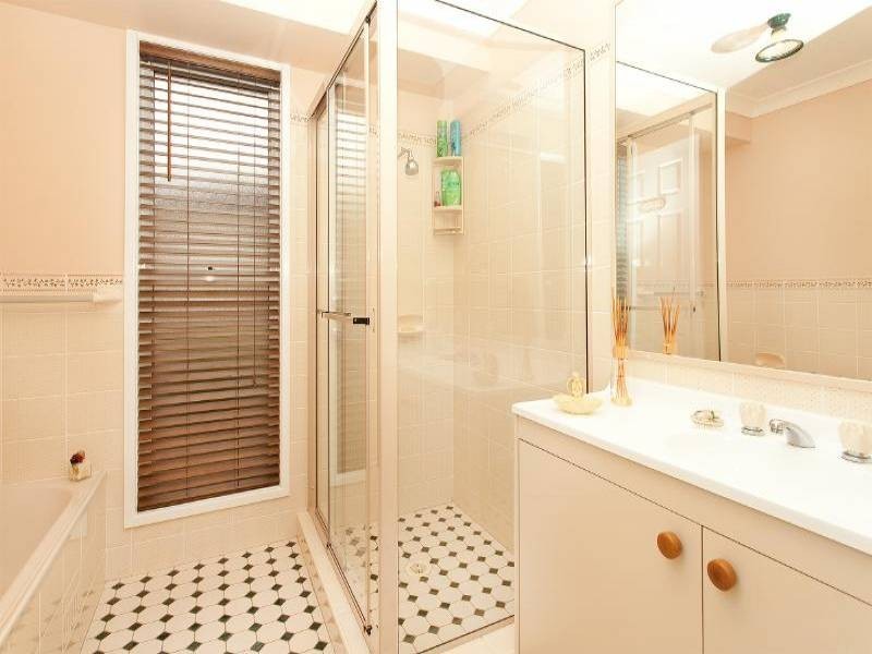 36 Anchorage Circle, Summerland Point NSW 2259