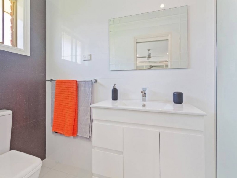 Summerland Point NSW 2259