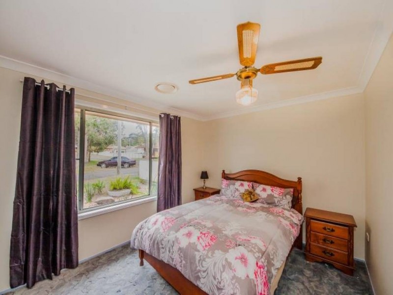 No 85 Cams Boulevarde, Summerland Point NSW 2259