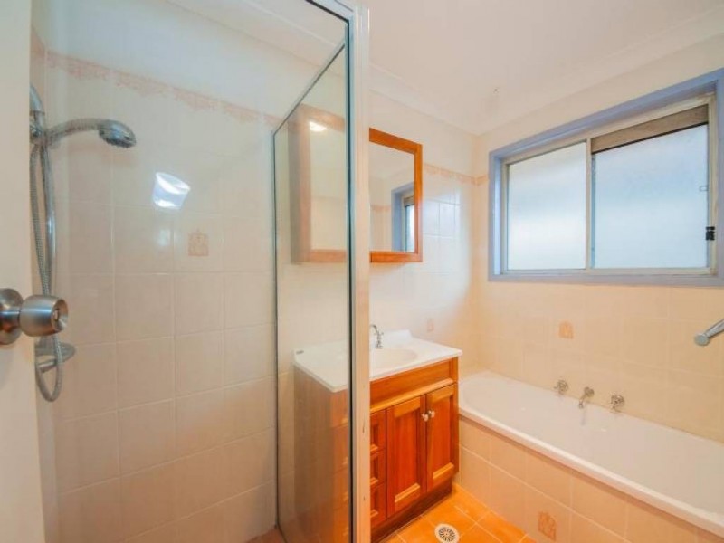 No 85 Cams Boulevarde, Summerland Point NSW 2259