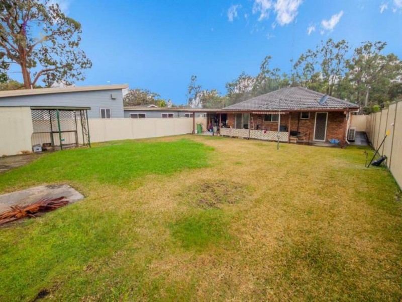 No 85 Cams Boulevarde, Summerland Point NSW 2259