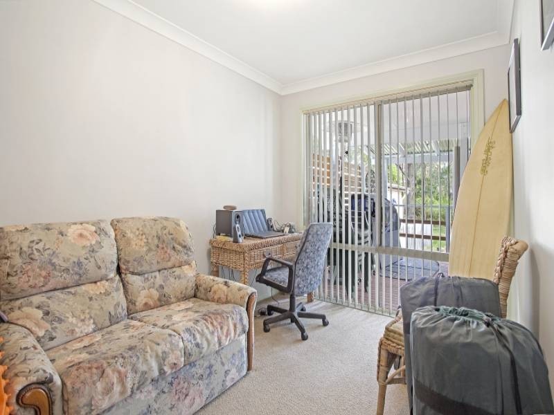 17 Pinaroo Rd, Gwandalan NSW 2259