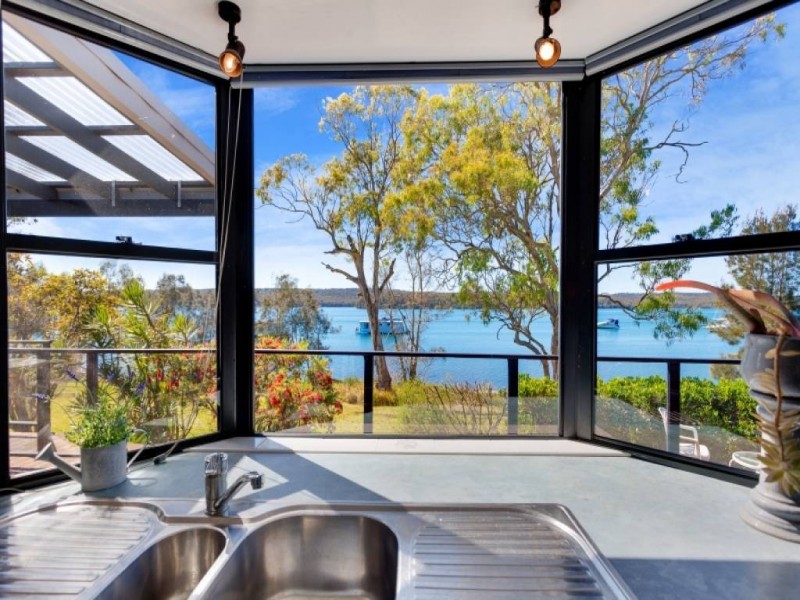 100 Gamban Rd, Gwandalan NSW 2259