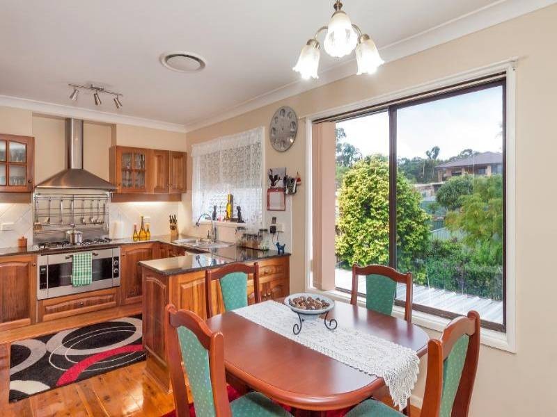 15 Gordon Avenue, Summerland Point NSW 2259