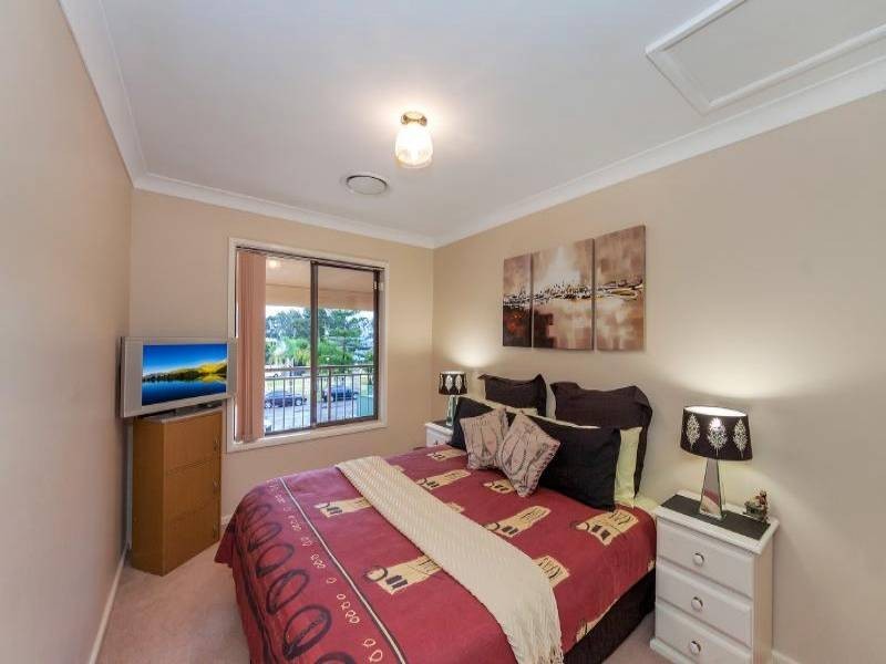 15 Gordon Avenue, Summerland Point NSW 2259