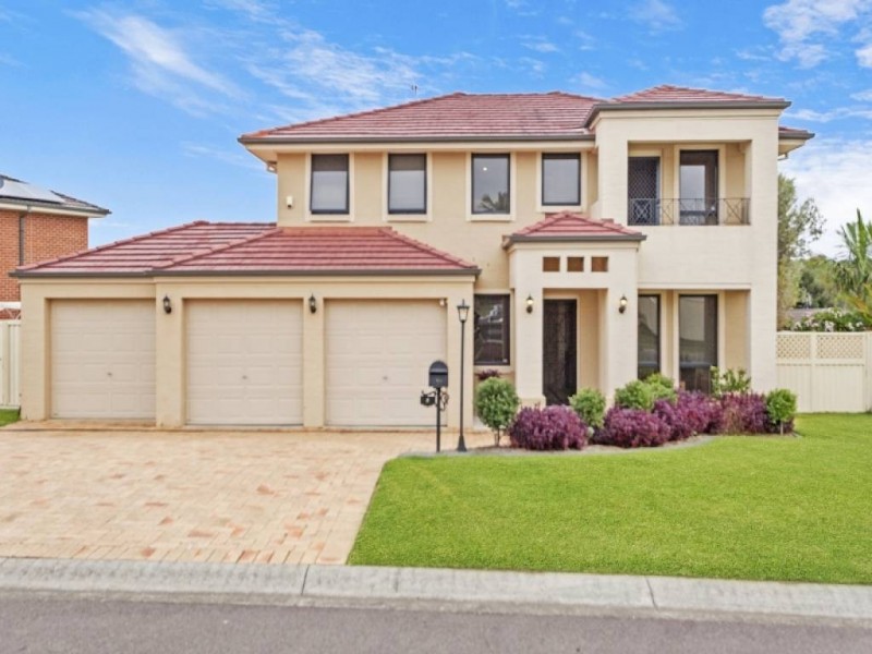 4 Watanga Cr, Wyee Point NSW 2259