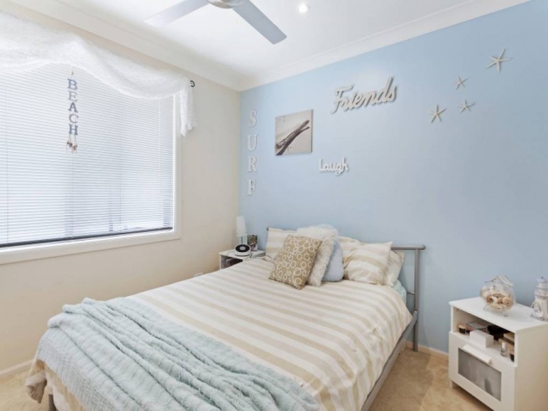 4 Watanga Cr, Wyee Point NSW 2259