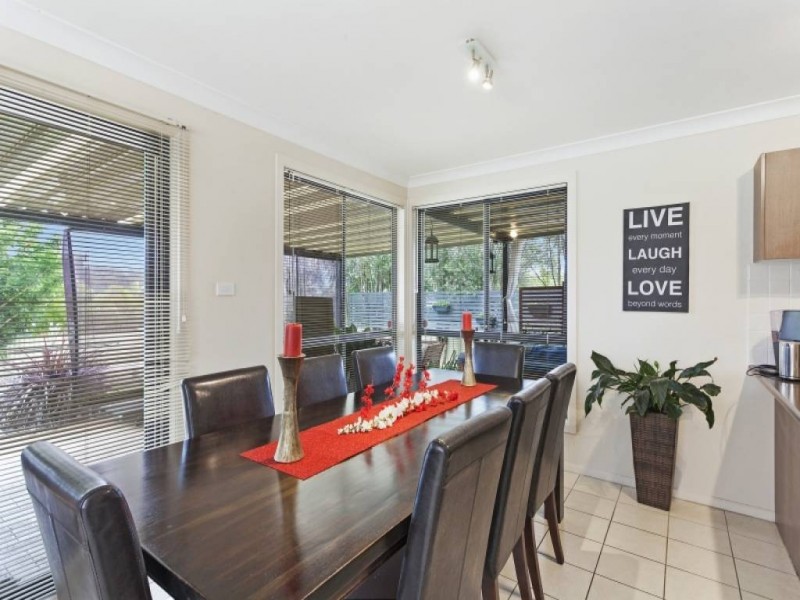 4 Watanga Cr, Wyee Point NSW 2259