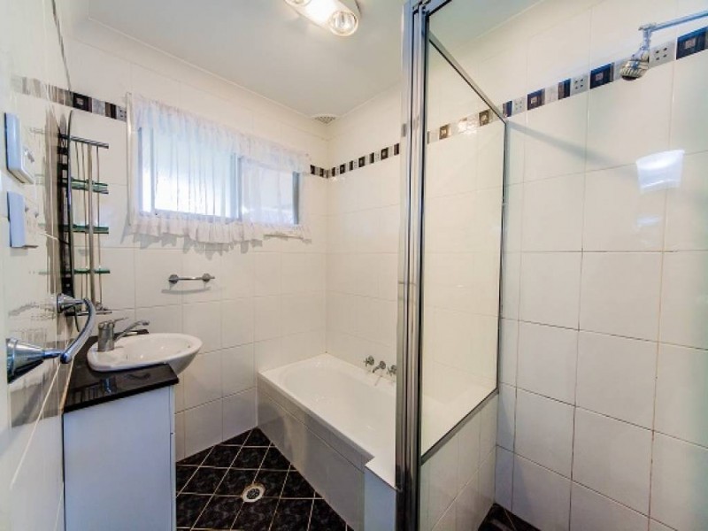 1 Yearnin St, Gwandalan NSW 2259