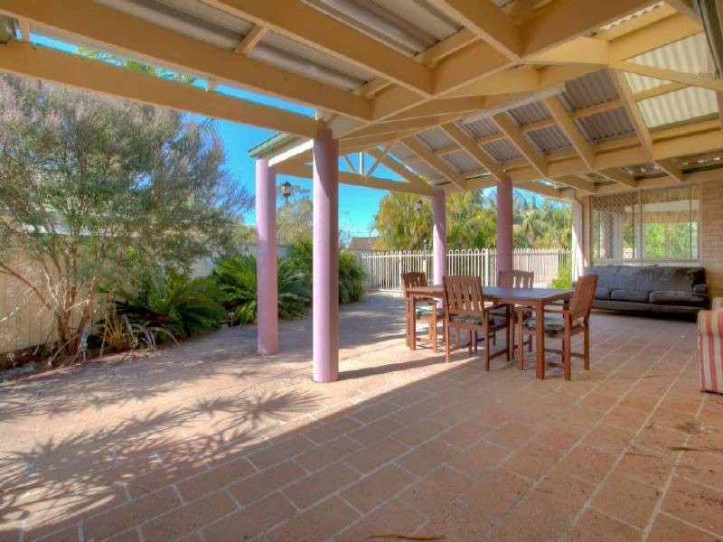 11 Bell  Brae Avenue, Gwandalan NSW 2259