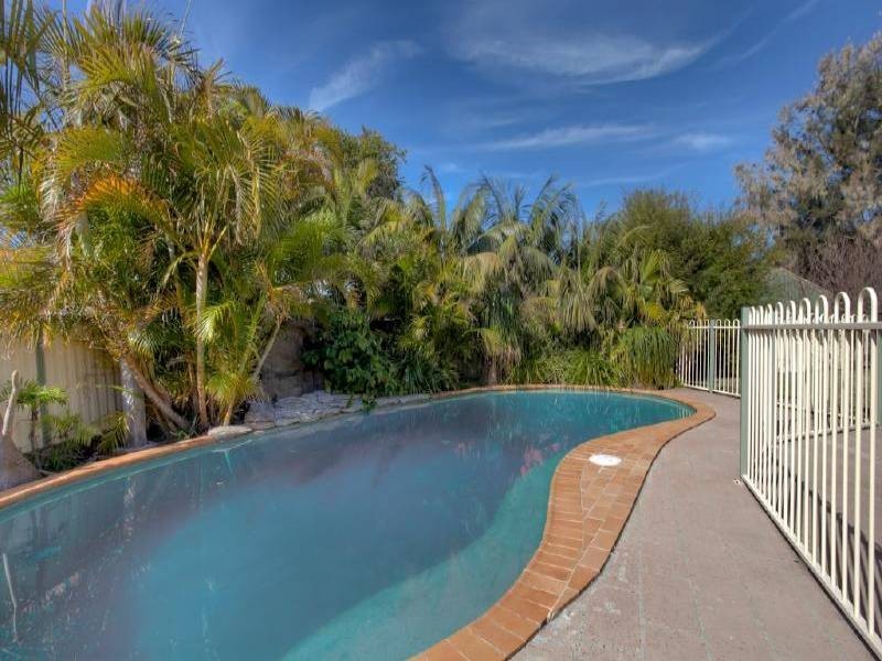 11 Bell  Brae Avenue, Gwandalan NSW 2259