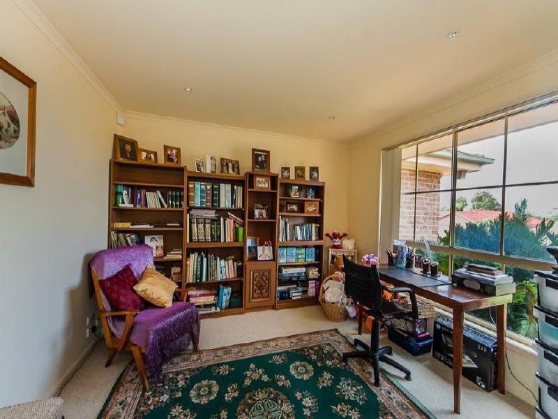 25 Bay Vista Road, Gwandalan NSW 2259