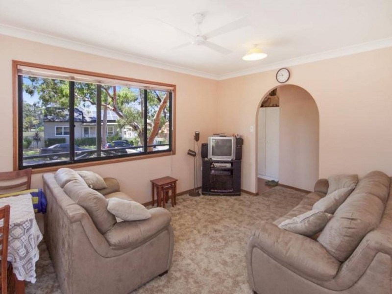 28 Parraweena Rd, Gwandalan NSW 2259