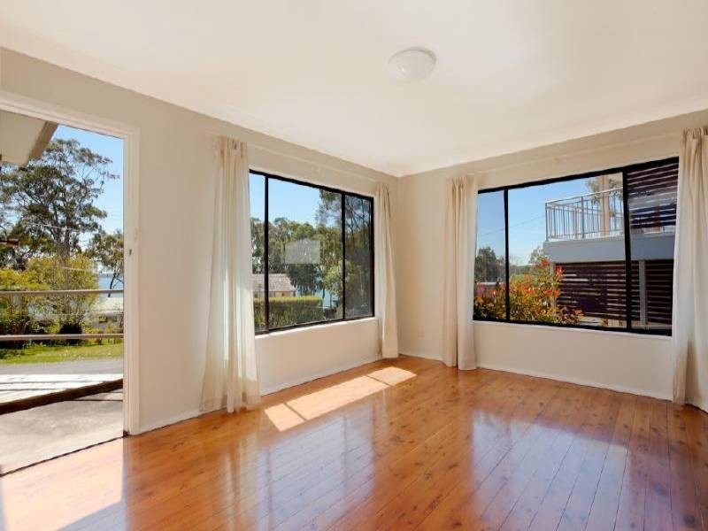 64 Kullaroo Road, Summerland Point NSW 2259