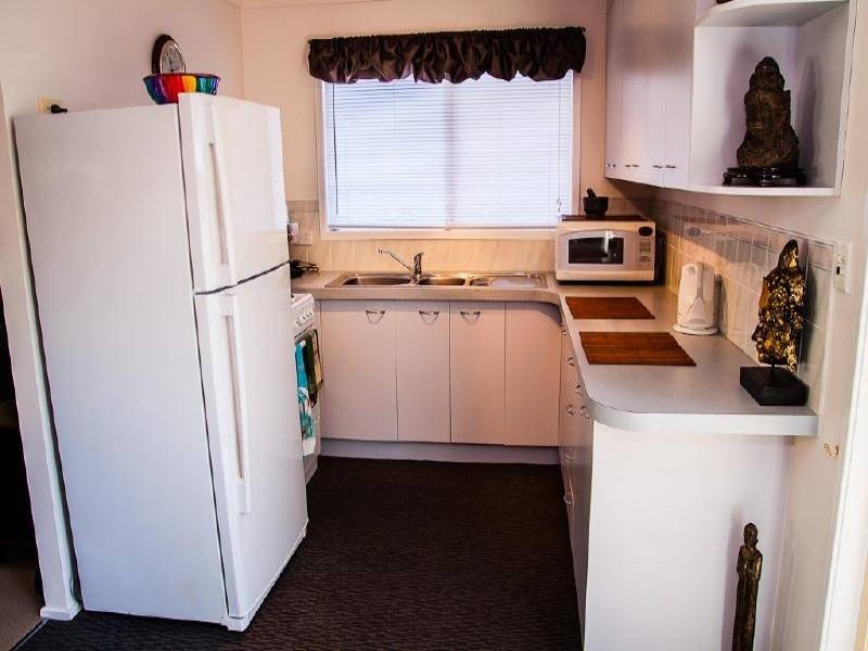 06 Nirringa Rd, Summerland Point NSW 2259