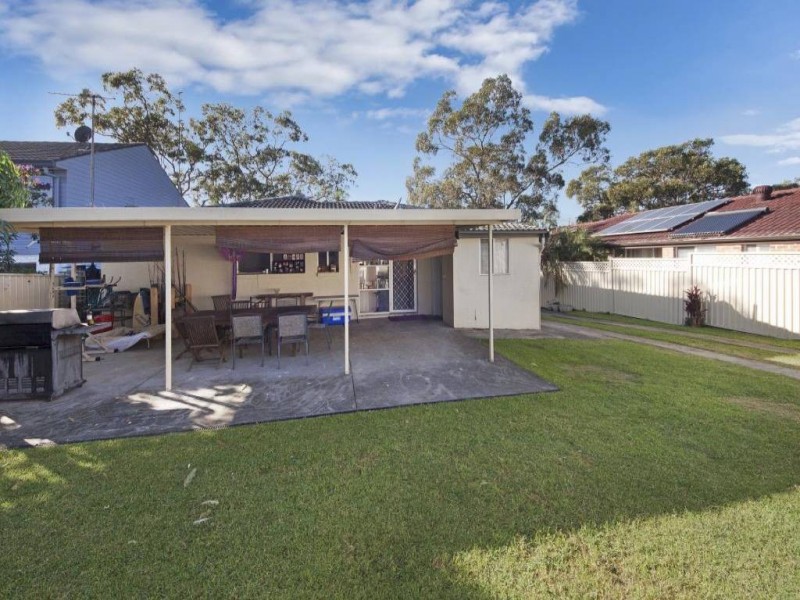 38 Ulooloo Rd, Gwandalan NSW 2259