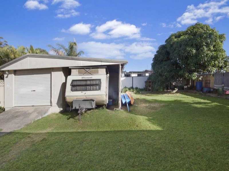 38 Ulooloo Rd, Gwandalan NSW 2259