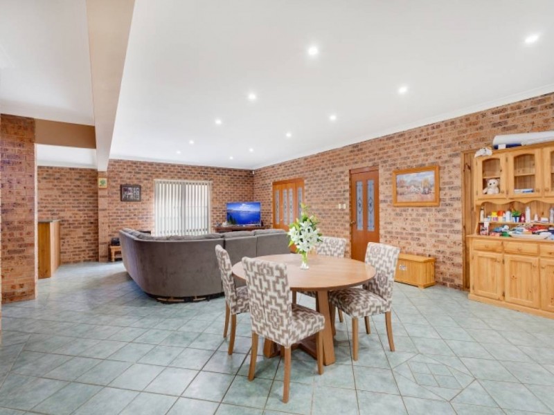 139 Winbin Cr, Gwandalan NSW 2259