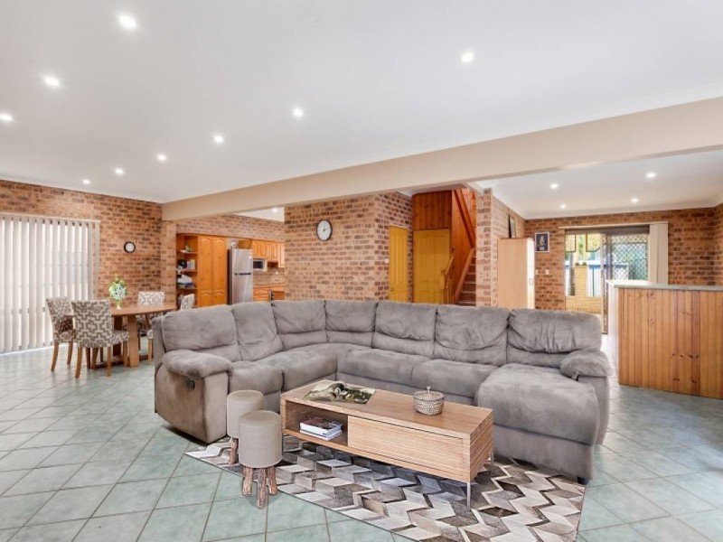 139 Winbin Cr, Gwandalan NSW 2259