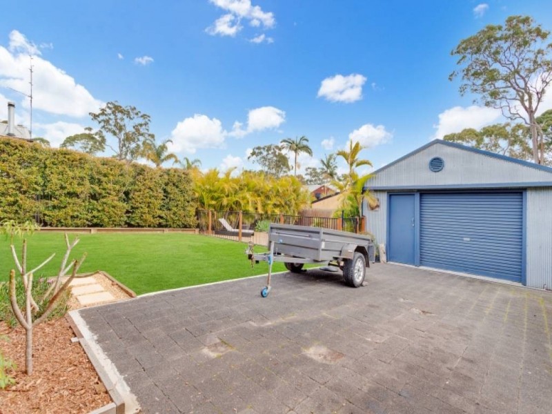 49 Leumeah Ave, Chain Valley Bay NSW 2259