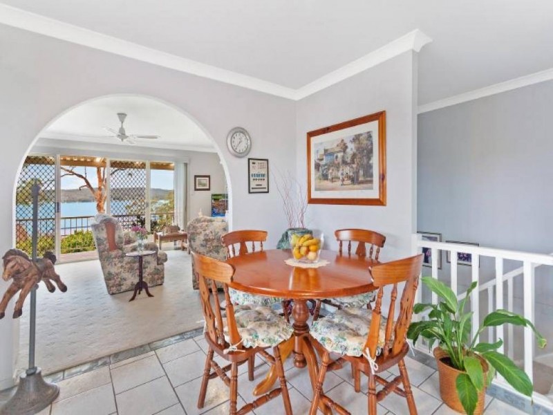 20 Winbin Crescent, Gwandalan NSW 2259