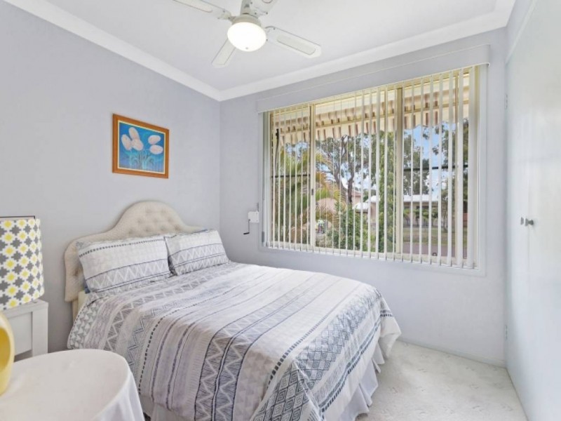 20 Winbin Crescent, Gwandalan NSW 2259