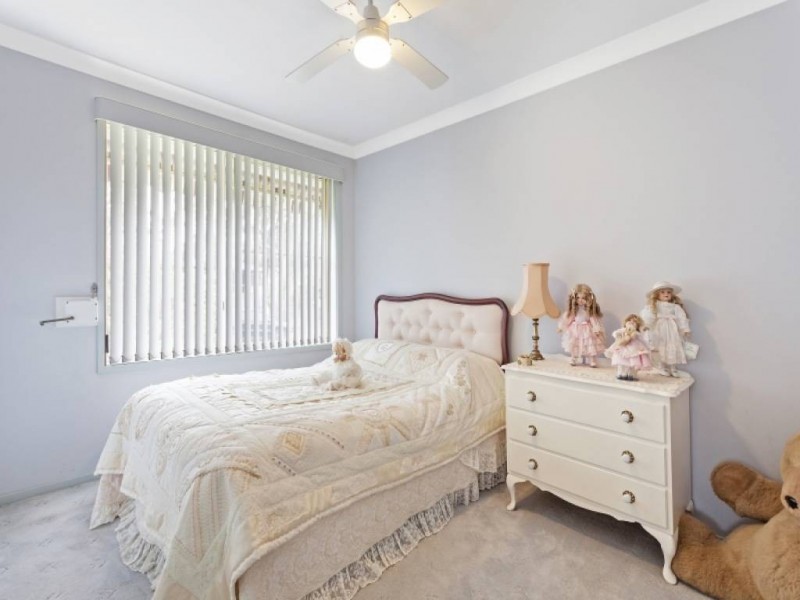 20 Winbin Crescent, Gwandalan NSW 2259