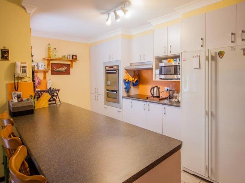 28 Nirringa Road, Summerland Point NSW 2259