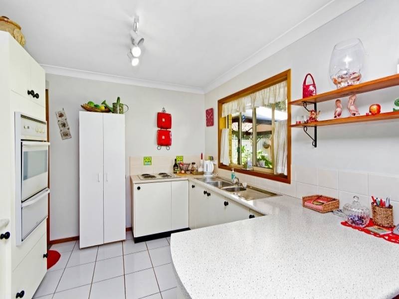 57 Yeramba Road, Summerland Point NSW 2259