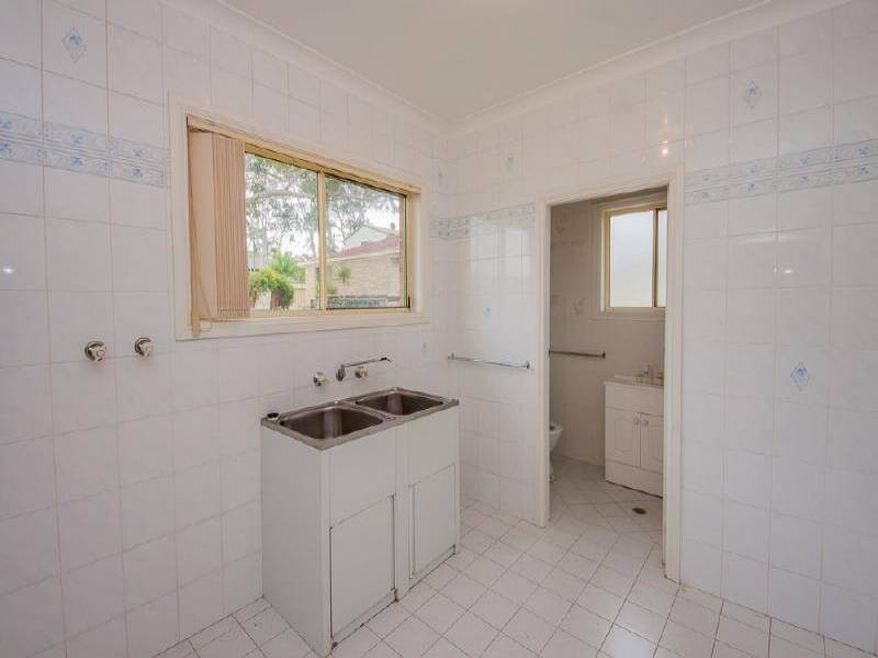 75 Winbin Cres, Gwandalan NSW 2259