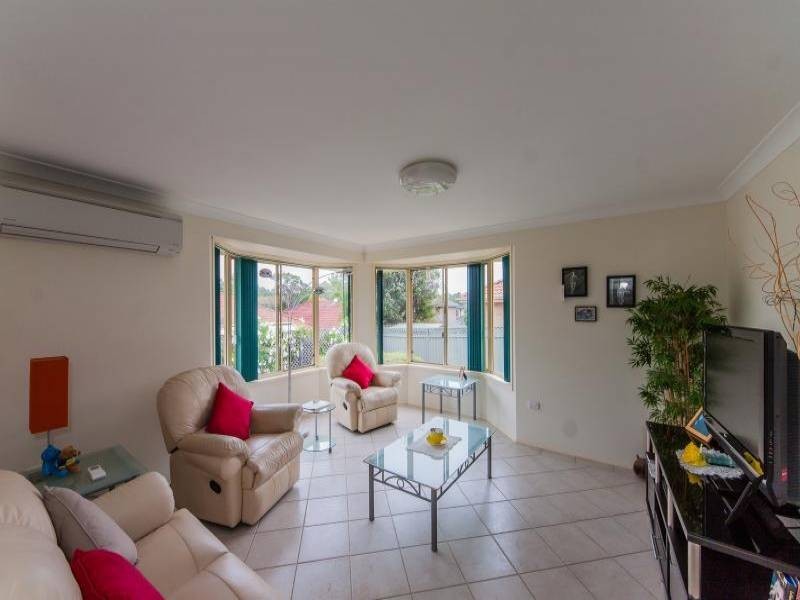 11 Mariner Close, Summerland Point NSW 2259