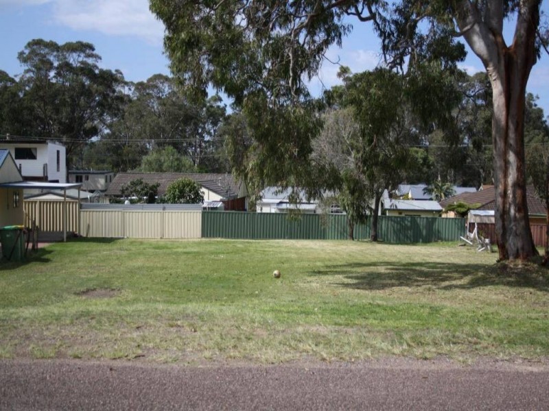 128 Winbin Cr, Gwandalan NSW 2259