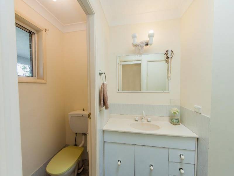 No 65 Cams, Summerland Point NSW 2259