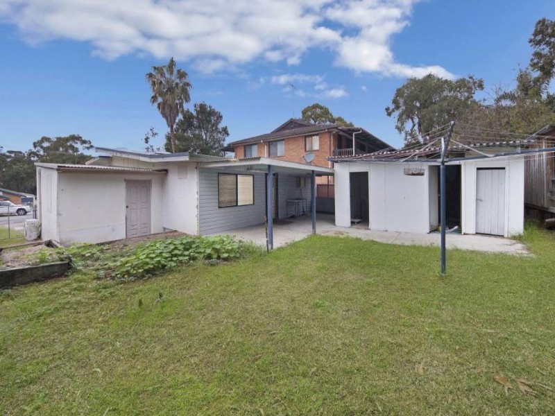 37 Quinalup St, Gwandalan NSW 2259