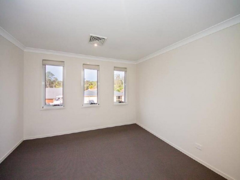 22 Anchorage Circle, Summerland Point NSW 2259