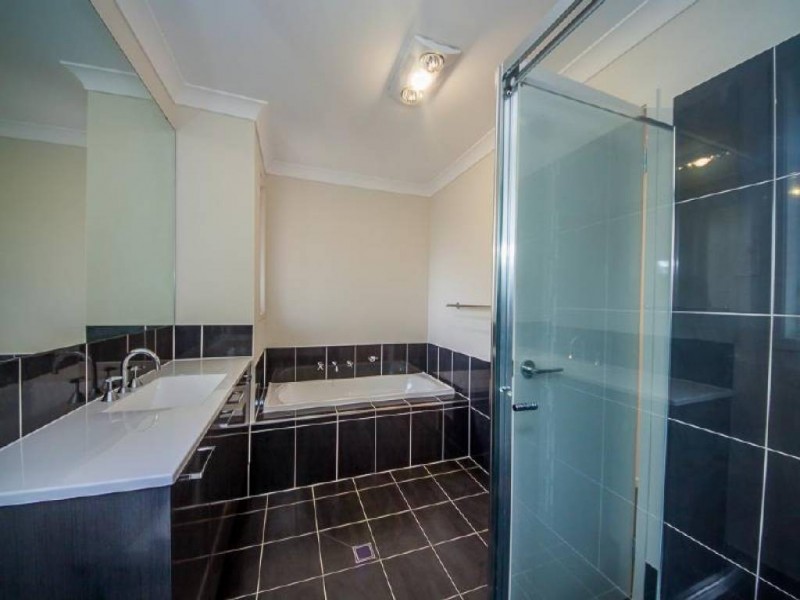 22 Anchorage Circle, Summerland Point NSW 2259