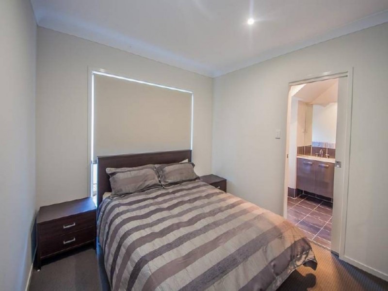 22 Anchorage Circle, Summerland Point NSW 2259