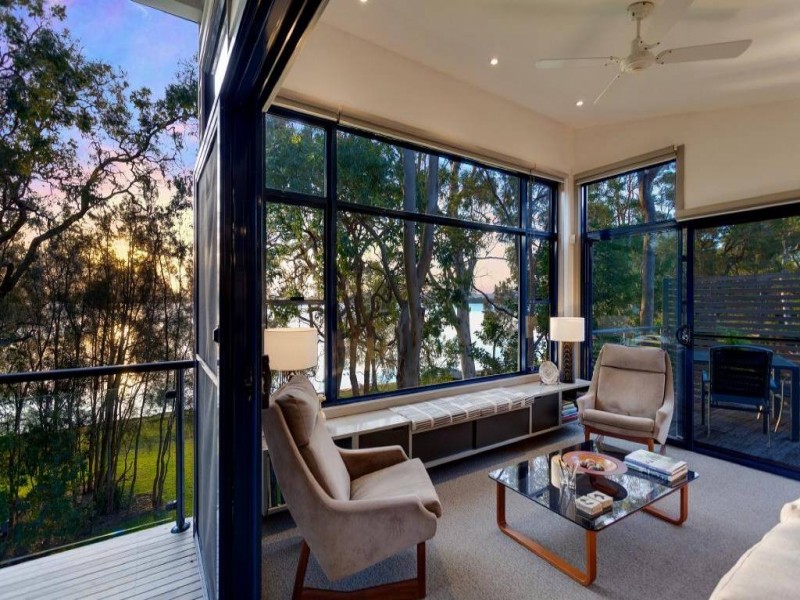 Summerland Point NSW 2259