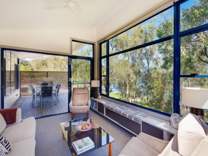 Summerland Point NSW 2259