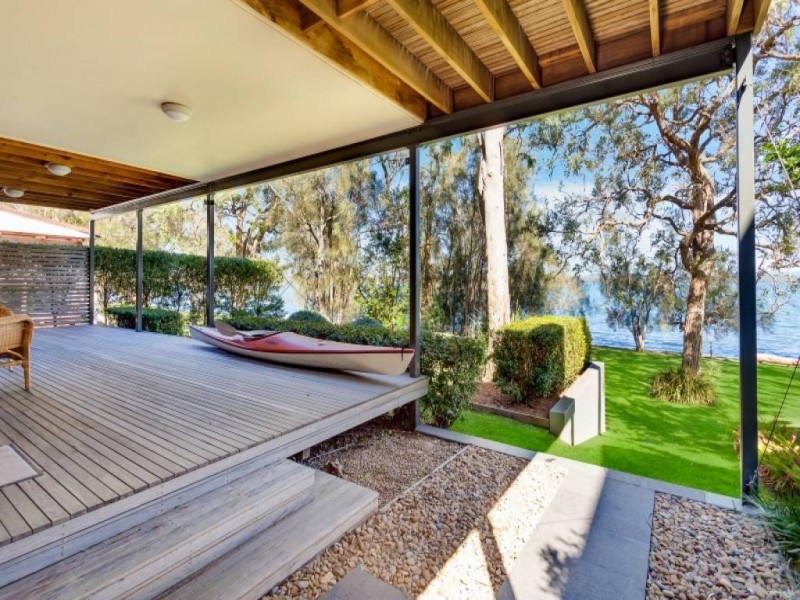 Summerland Point NSW 2259