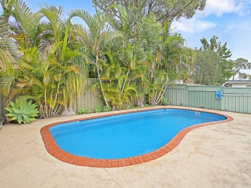 34 Collendina Road, Gwandalan NSW 2259