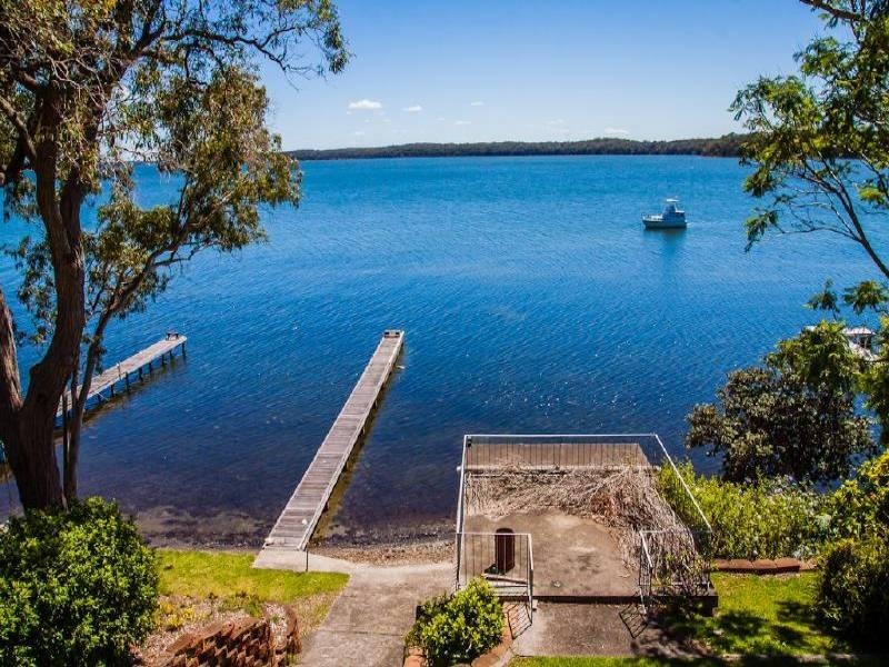 59 Gordon Avenue, Summerland Point NSW 2259