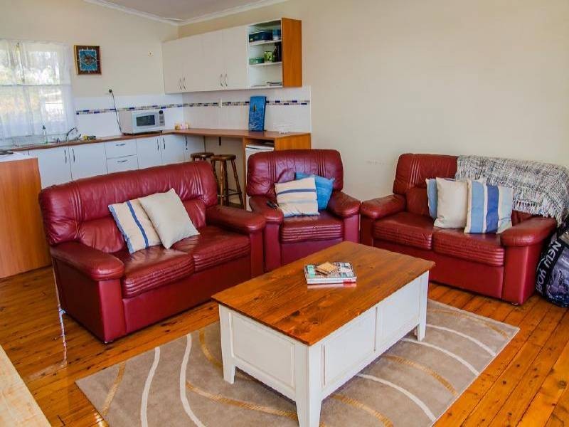 59 Gordon Avenue, Summerland Point NSW 2259