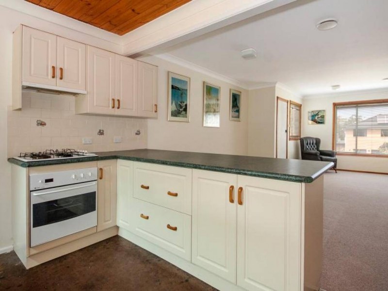 151 Winbin Crescent, Gwandalan NSW 2259